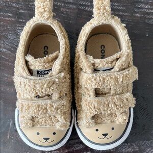 Converse Toddler Fuzzy Tan Bear Sneakers